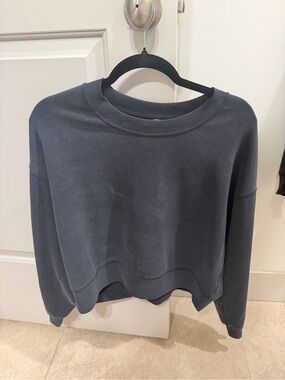 Lulu Lemon Grey Size 6 Softstreme Sweatshirt. 🖤⚡️